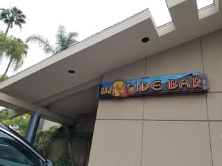 Holiday Bayside Bar