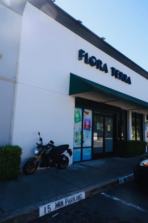 Flora Terra - Hwy 12