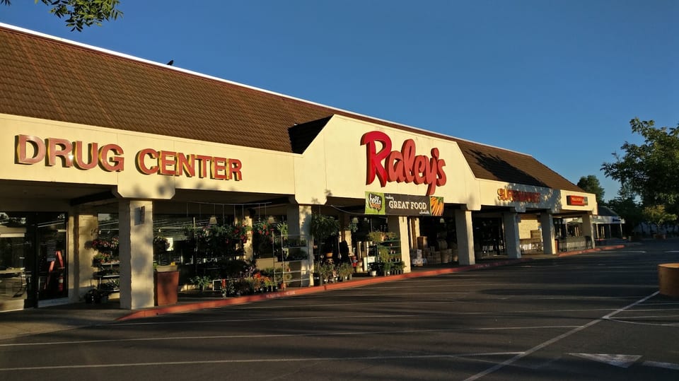 Raleys (Rohnert Park) - 002500337