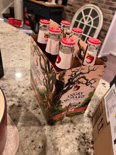 Lakeside Beer & Wine