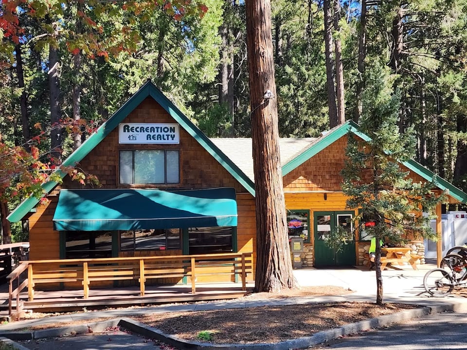 Harmony Ridge Market - Nevada City