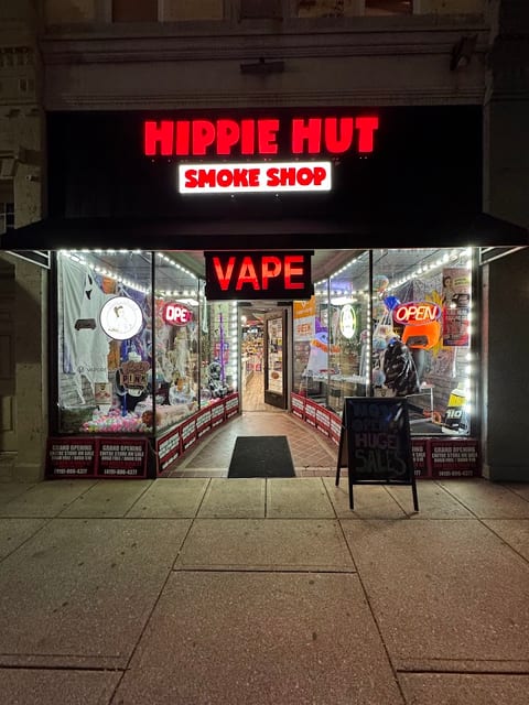 Hippie Hut Bowling Green