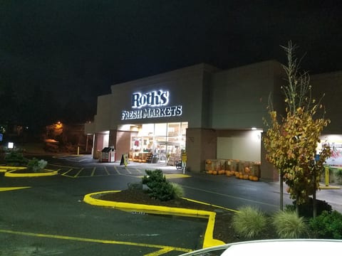 Roths Family Markets