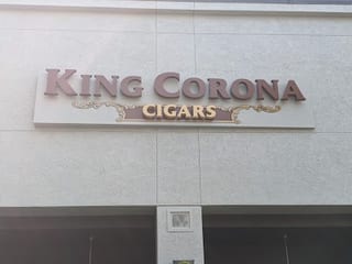 (b) King Corona Cigars
