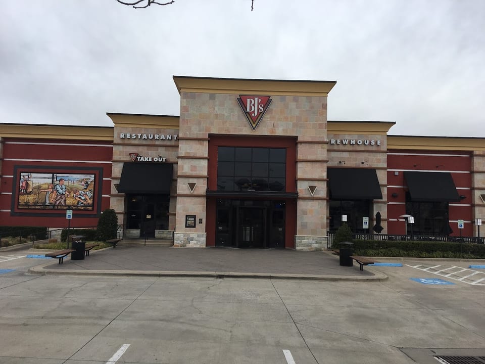 Bjs Restaurant & Brewhouse
