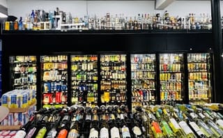 Sunnys Wine & Spirits