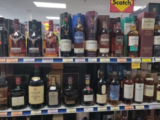 Park N Shop Food & Liquor
