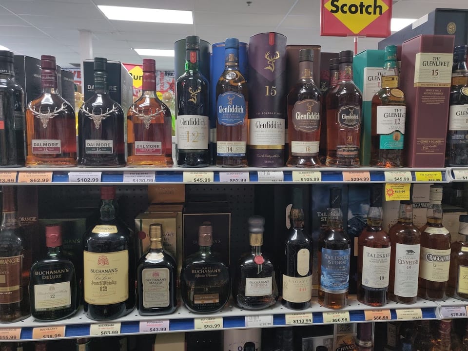 Park N Shop Food & Liquor