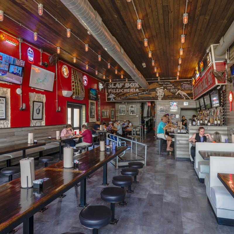 600 Degrees Pizzeria And Drafthouse Round Rock
