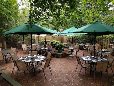 Ye Olde Limeport Hotel