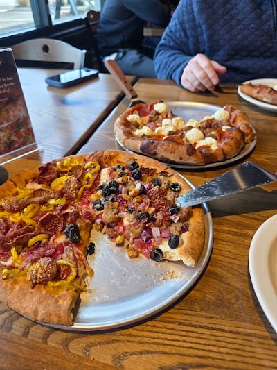 Hideaway Pizza