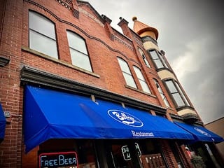 Billy's Bar & Grill