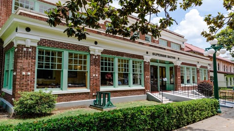 Superior Bathhouse Brewery And Distillery