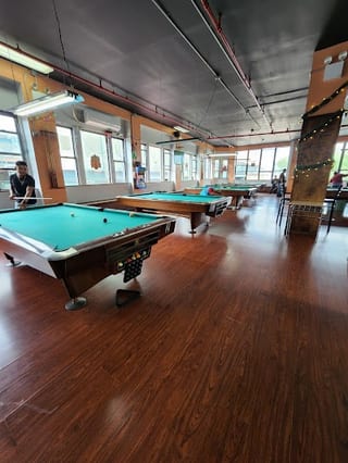 Star Billiards