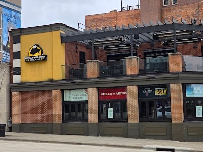 Buffalo Wild Wings Gril #3610