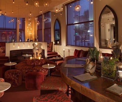 Loa Bar