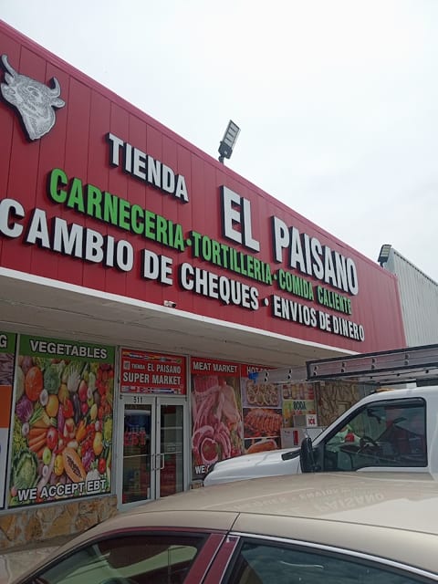 El Paisano