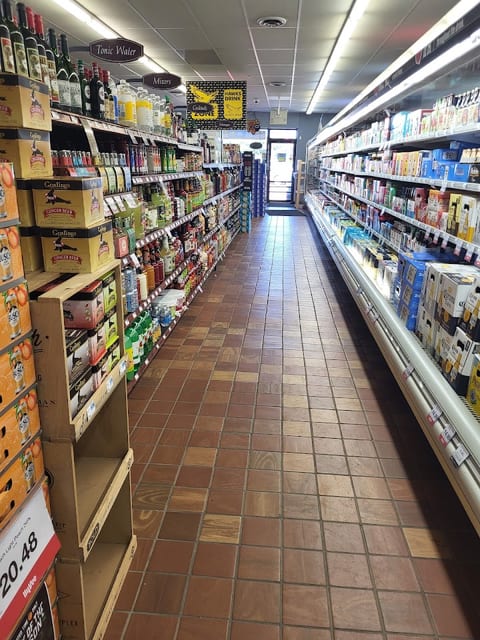 Hy Vee Wine & Spirits