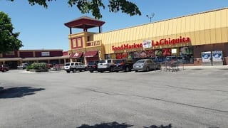 La Chiquita Food Market