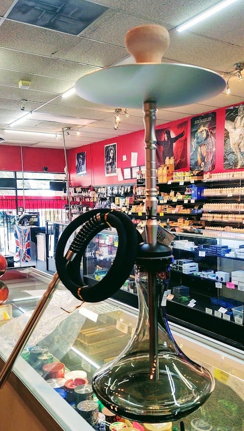 One Luv Smoke 'N Vape