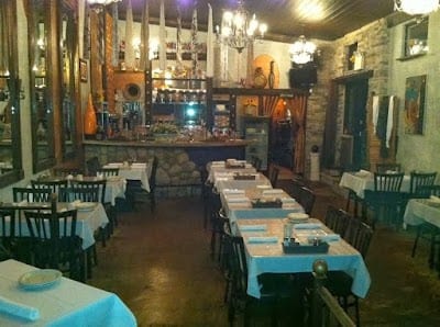 Lemoncello Cafe & Lounge