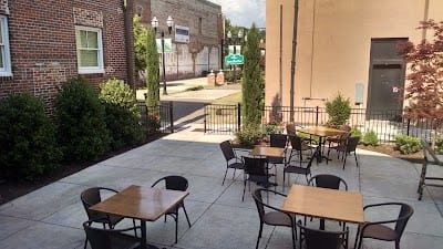 Victors Bistro #2