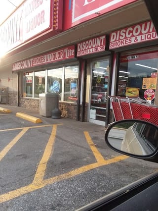 Discount Smokes & Liquor