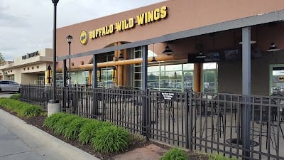 Buffalo Wild Wings Gril #27