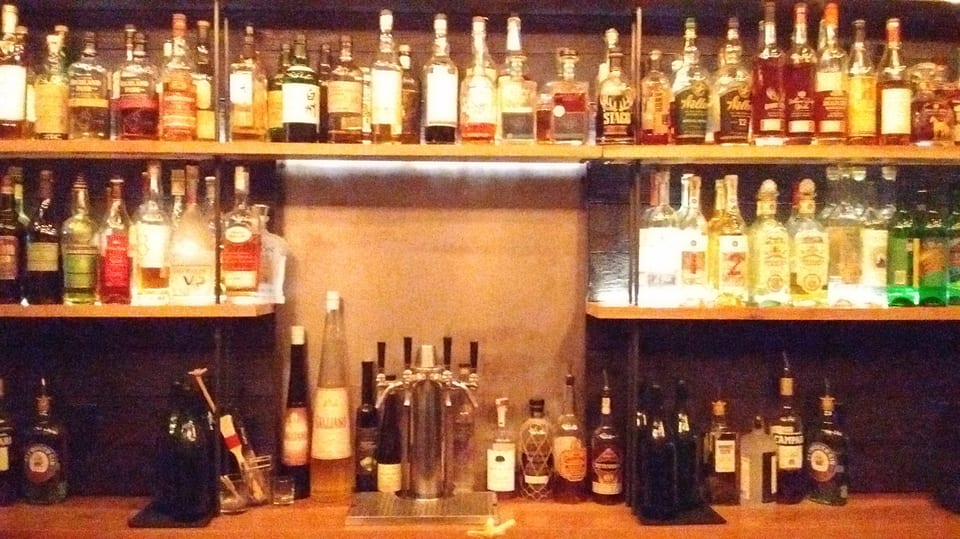 Hop Alley