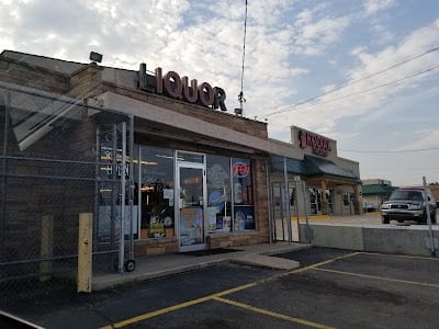 8th Street Liquor
