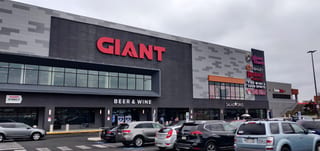 Giant Beer Garden & Eatery