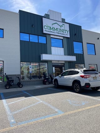 Community Pharmacy and Mobility