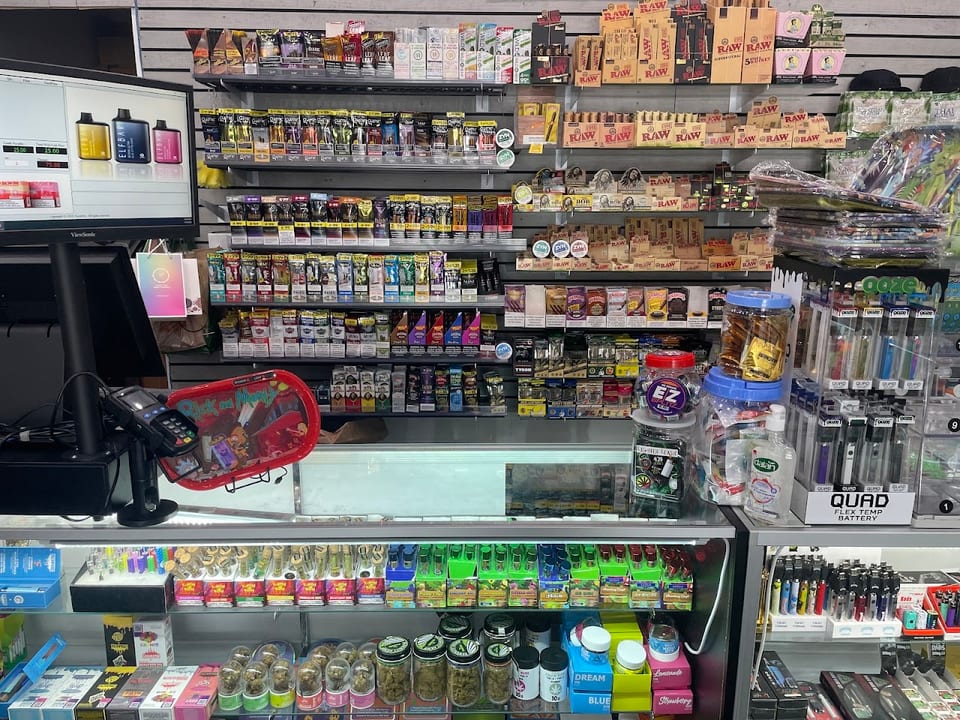 Love's Smoke Shop