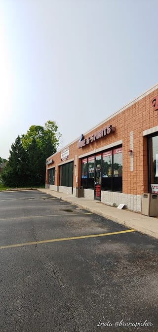 Elm St. Wine & Spirits