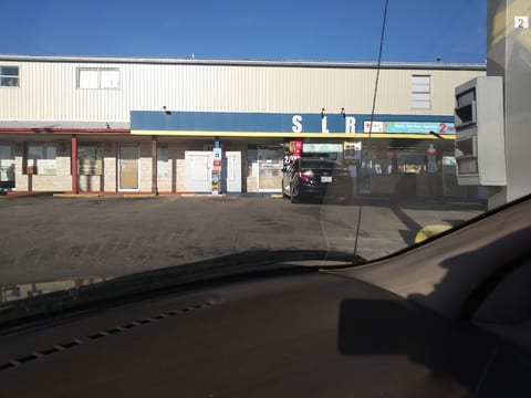 Slr Grocery