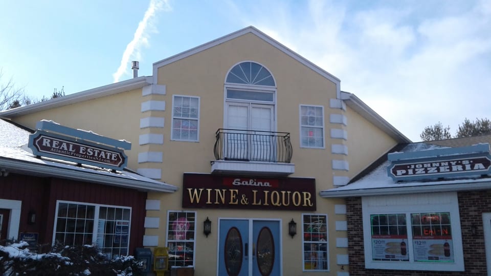 Salina Wine & Liquor