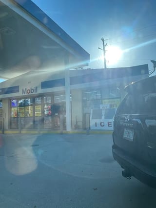 49th St Mobil