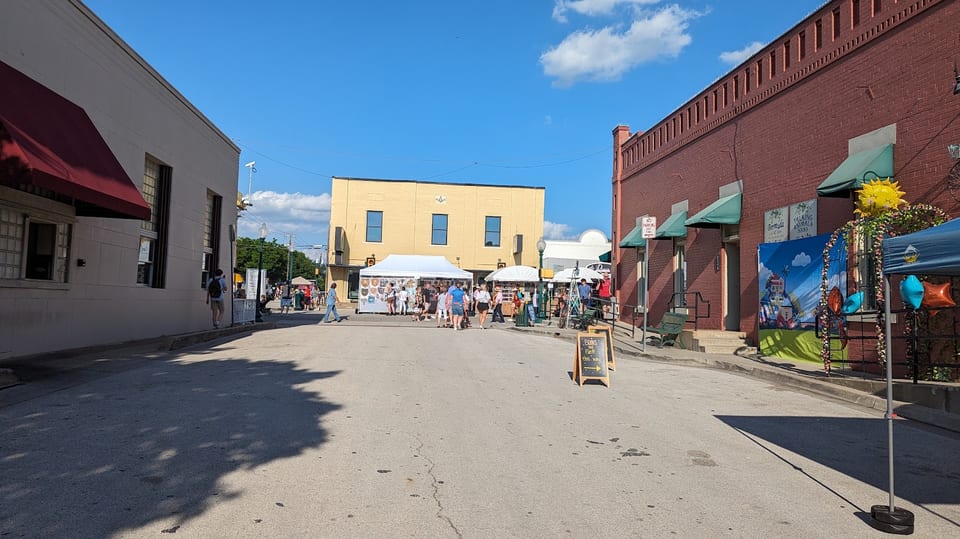 Grapefest/mainstreet