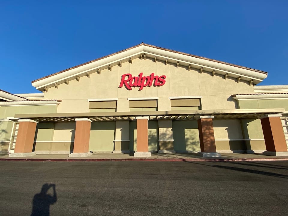 Ralphs (703) - 00113 - Sierra Lakes Village