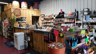 Lakesite Wine & Spirits