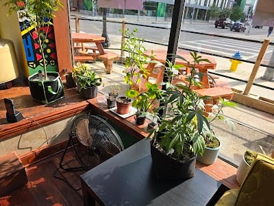 Teapot Cafe Lounge
