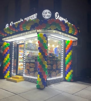Coffee House & Organic Market
