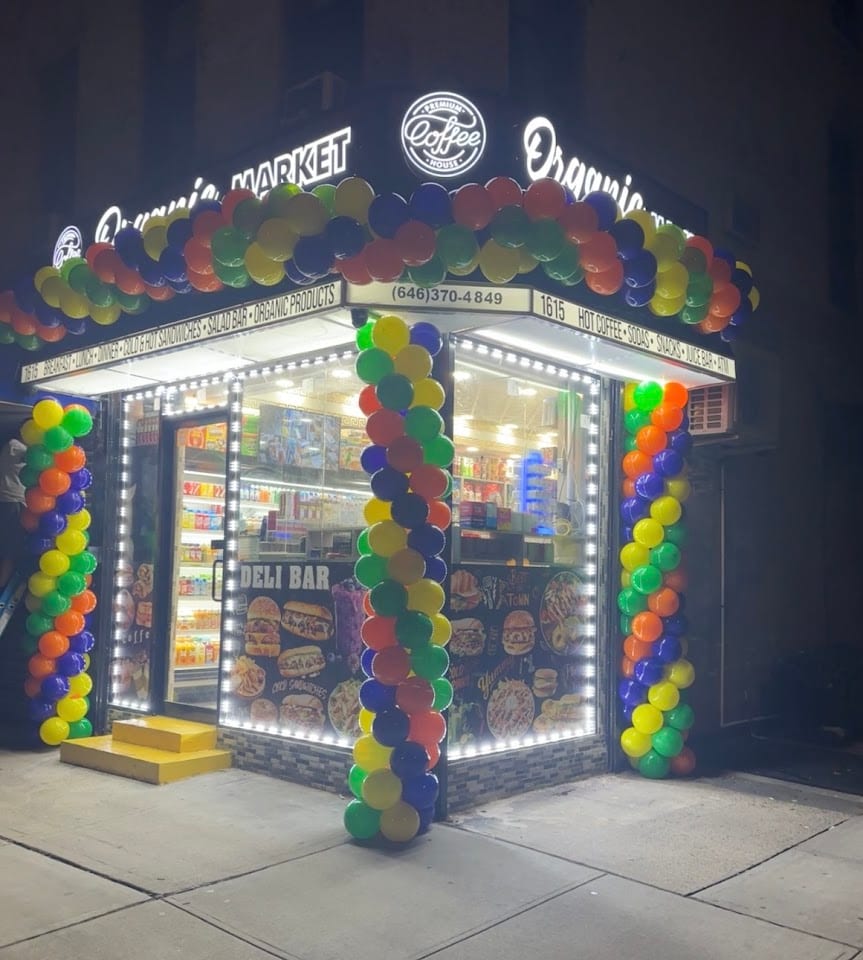 Coffee House & Organic Market