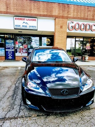 Everest Liquors