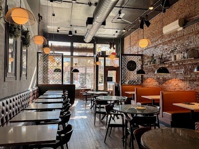 929 Kitchen & Bar