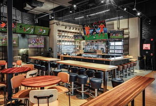 Buffalo Wild Wings Gril #3405