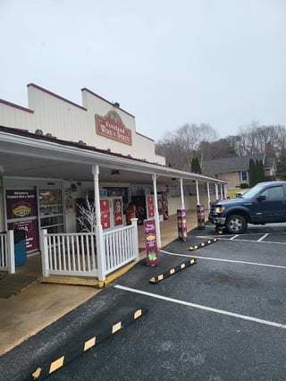 Freeland Wine & Spirits