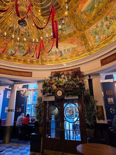 Cafe Bruxelles