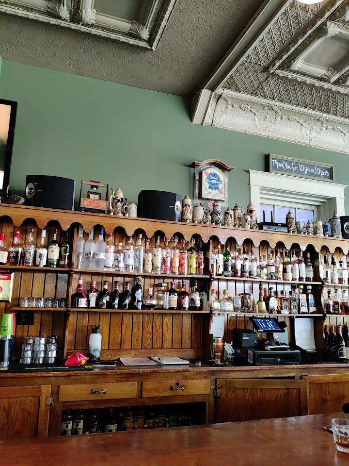 Old Dutch Tavern