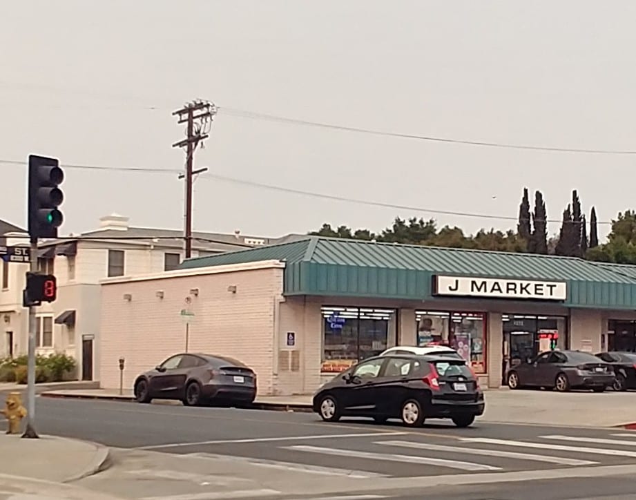Beverly Liquor